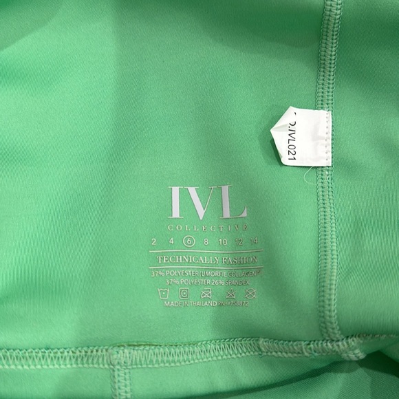 IVL workout top - Picture 3 of 3